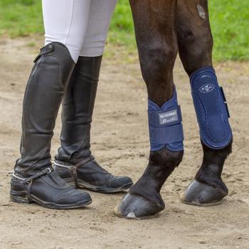 5 ways to protect your horse's legs